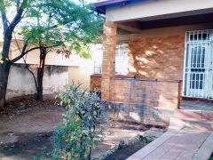 Calling All Investors to this Multi- Tenanted House with 3 Studio Apartments.