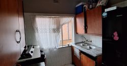 Immaculate 2 Bedroom apartment for Sale in Cyrildene.