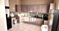 Secure and spacious 2 Bedroom Apartment in Cyrildene