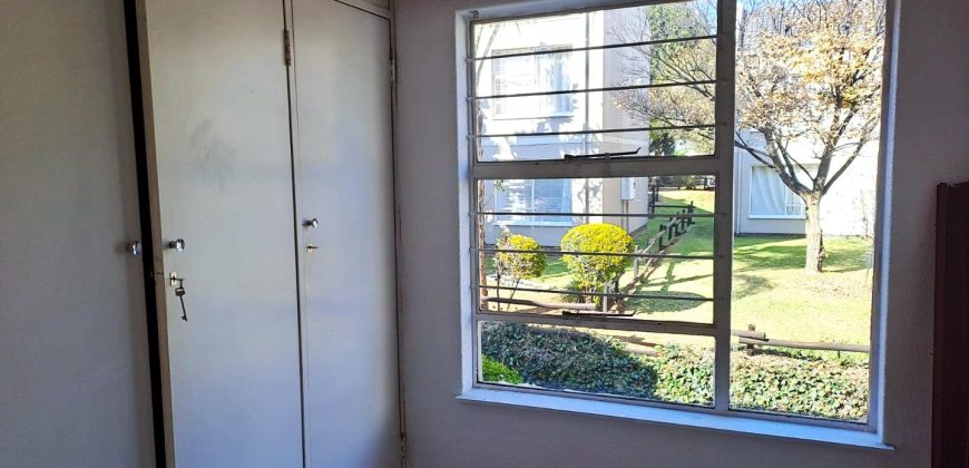 Welcome to this delightful 2-bedroom apartment, a perfect blend of modern convenience and tranquil living.