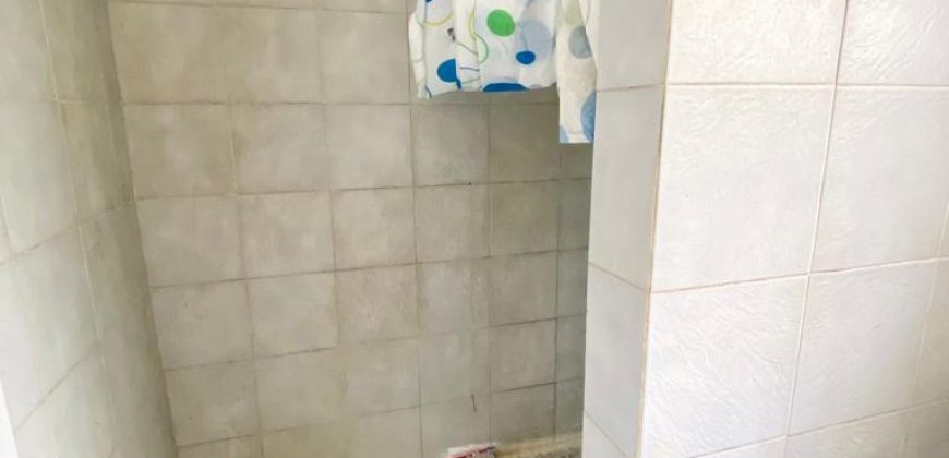 Prime Investment Opportunity: 16-Room Property with Lucrative Returns