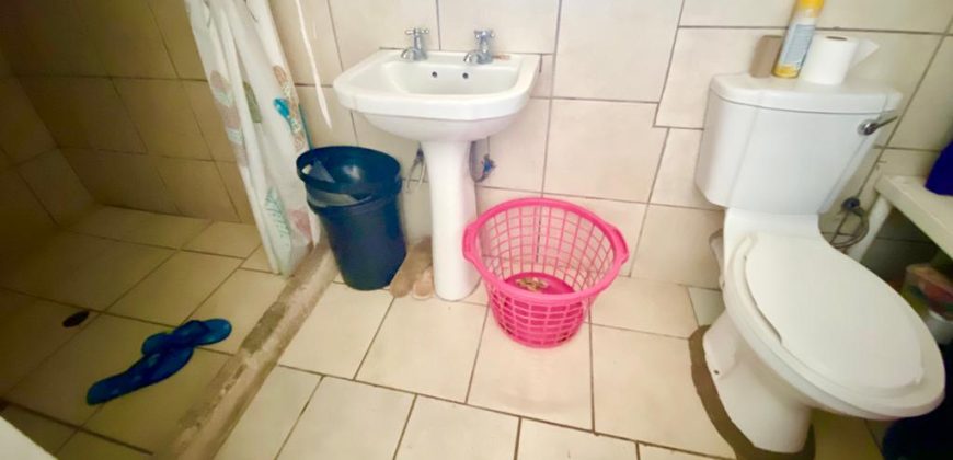 Prime Investment Opportunity: 16-Room Property with Lucrative Returns