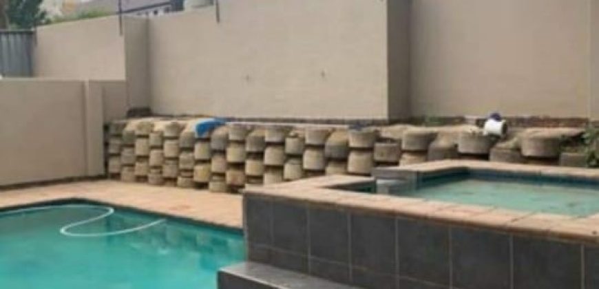 A place of paradise in your hands