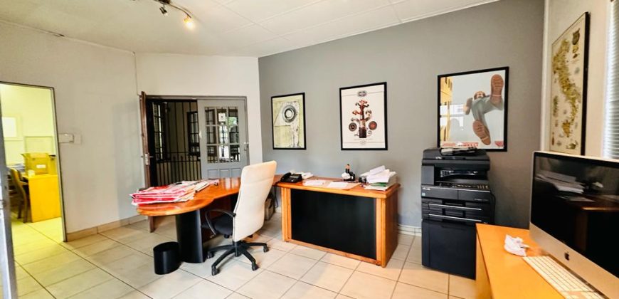 Office Unit for Sale in Bedford Manor Office Suites!