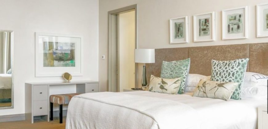 Feel on top of the world with this penthouse located in  DaVinci Hotel Sandton.