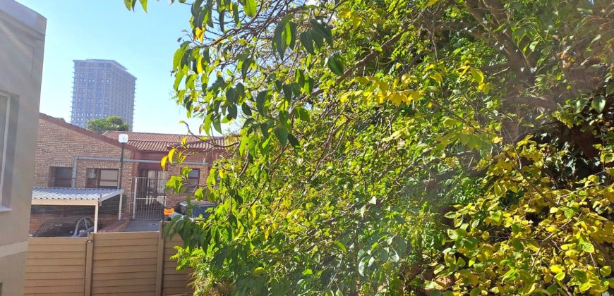 Welcome to this delightful 2-bedroom apartment, a perfect blend of modern convenience and tranquil living.