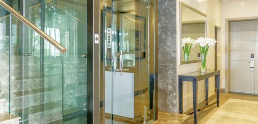 Feel on top of the world with this penthouse located in  DaVinci Hotel Sandton.