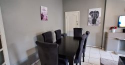 Immaculate 2 Bedroom apartment for Sale in Cyrildene.