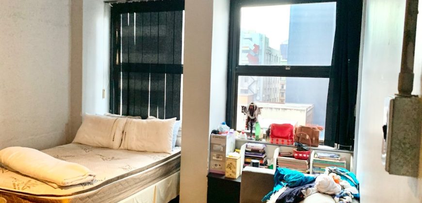 One of kind unit up for grabs in Johannesburg Central