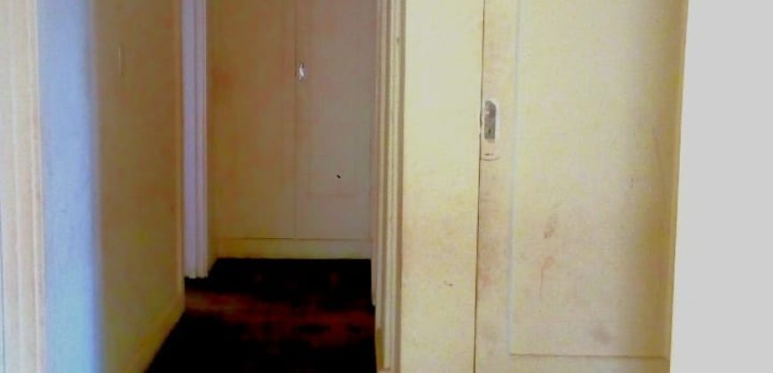 Calling All Investors to this Multi- Tenanted House with 3 Studio Apartments.