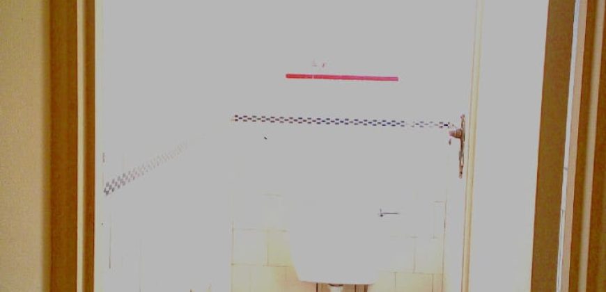 Calling All Investors to this Multi- Tenanted House with 3 Studio Apartments.