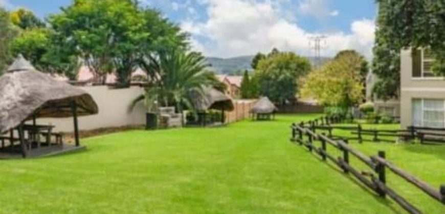 A place of paradise in your hands