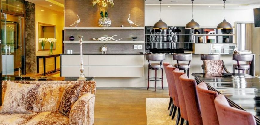 Feel on top of the world with this penthouse located in  DaVinci Hotel Sandton.