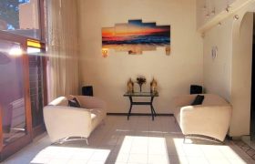 Absolutely spotless, charming and magnificent family home in Bruma.