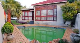 Well-sized Family Home with Pool and Office