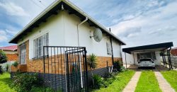 Family living with income potential in Homestead