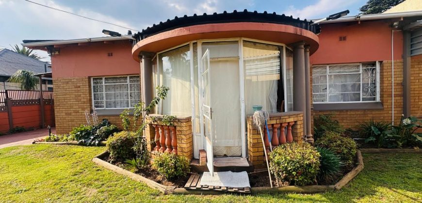 Family Living or Ideal Investment Property