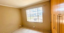 Family home with cottage in Kensington