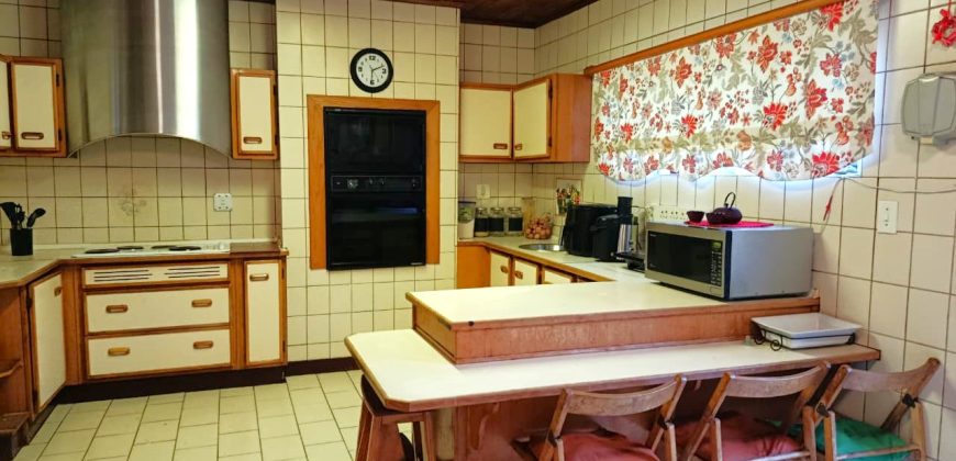 Well-sized Family Home with Pool and Office