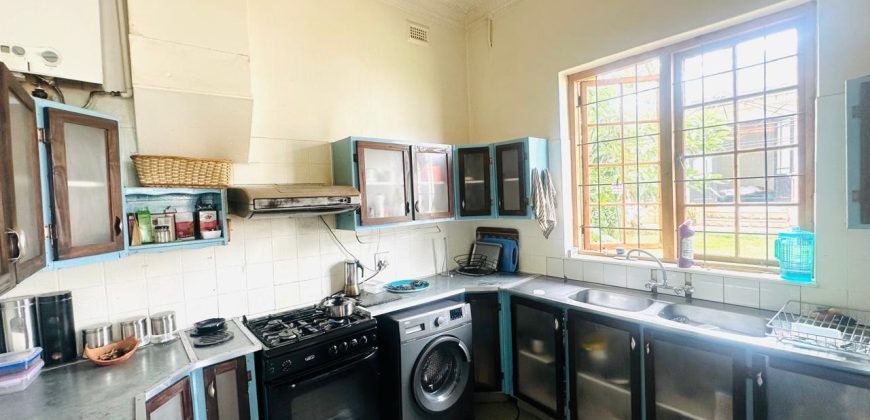 Summer cool Home with Cottage & Pool