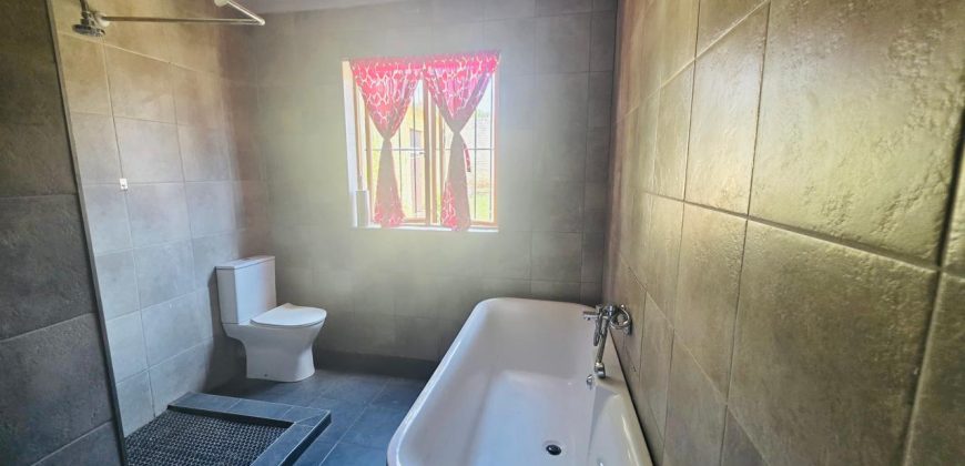 Comfortable living in Kensington.