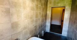 Comfortable living in Kensington.