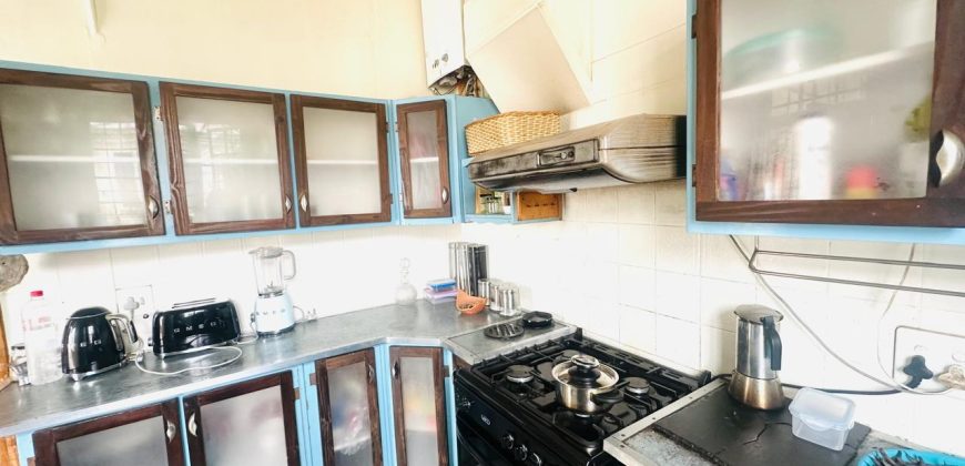 Summer cool Home with Cottage & Pool