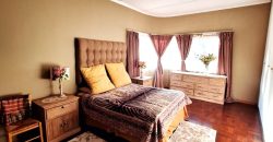 Secure and spacious 2 Bedroom Apartment in Cyrildene