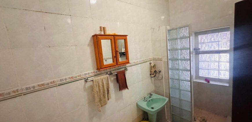 Family Living or Ideal Investment Property