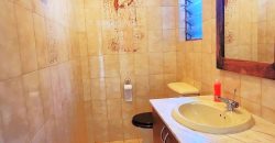 Absolutely spotless, charming and magnificent family home in Bruma.