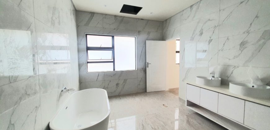 Delightful and sophisticated cluster in Bedfordview.