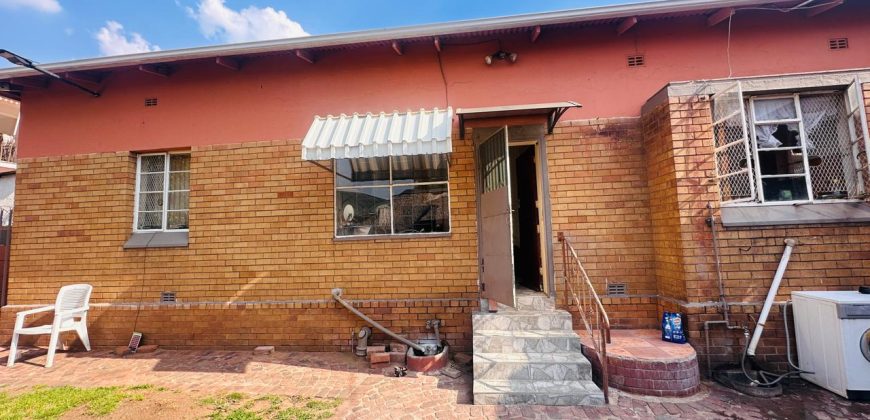 Family Living or Ideal Investment Property