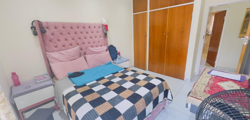 Six-Bedroom Duplex for Sale in a Secure Boom-Off Complex, Klippoortje Agricultural Lots, Germiston