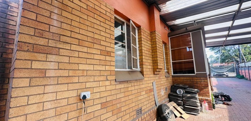 Family Living or Ideal Investment Property