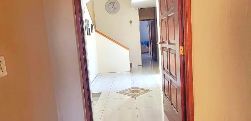 Absolutely spotless, charming and magnificent family home in Bruma.