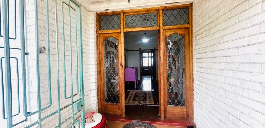 Summer cool Home with Cottage & Pool