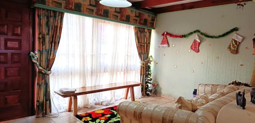 Well-sized Family Home with Pool and Office