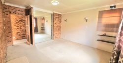 Spacious Family Home with Pool & Cottage