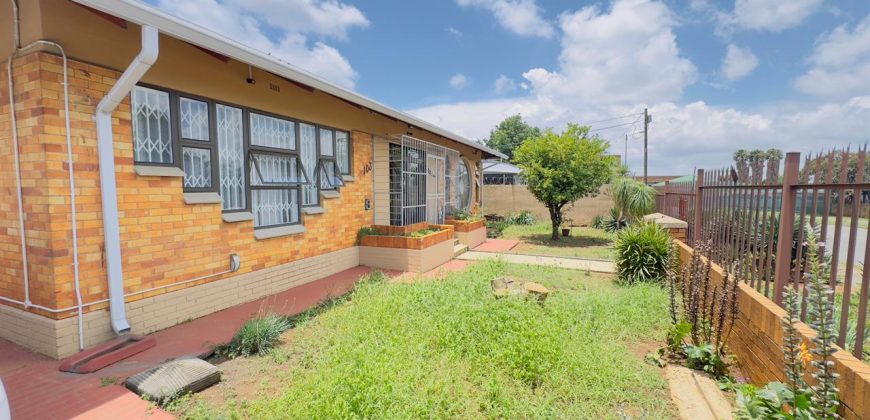 Modern family home for sale in Alberton