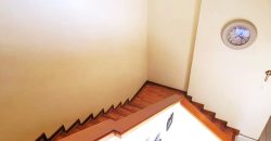 Absolutely spotless, charming and magnificent family home in Bruma.