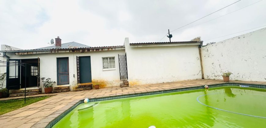 Summer cool Home with Cottage & Pool