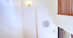 Absolutely spotless, charming and magnificent family home in Bruma.