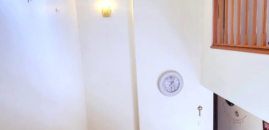 Absolutely spotless, charming and magnificent family home in Bruma.