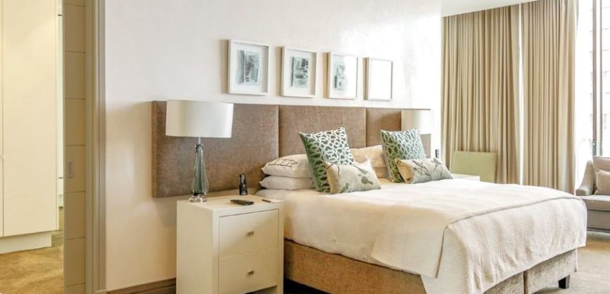 Feel on top of the world with this penthouse located in  DaVinci Hotel Sandton.