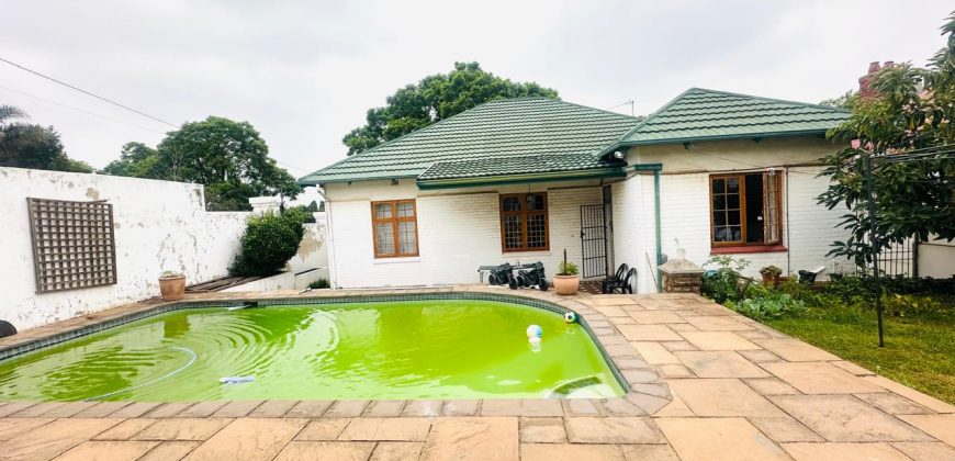 Summer cool Home with Cottage & Pool