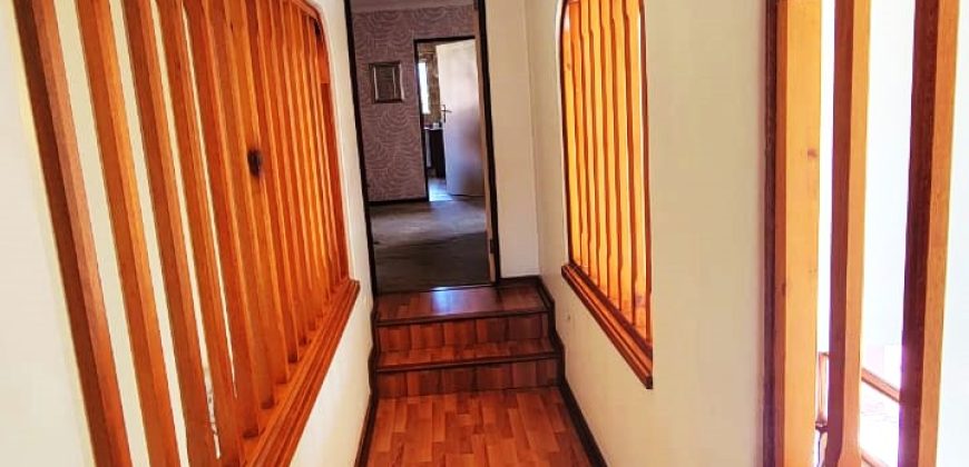 Absolutely spotless, charming and magnificent family home in Bruma.