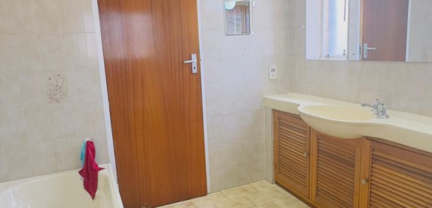 Six-Bedroom Duplex for Sale in a Secure Boom-Off Complex, Klippoortje Agricultural Lots, Germiston