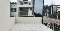 Delightful and sophisticated cluster in Bedfordview.