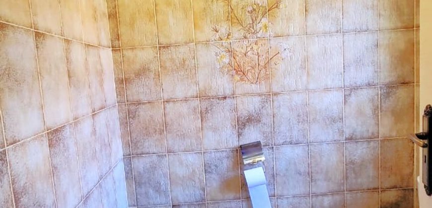 Absolutely spotless, charming and magnificent family home in Bruma.