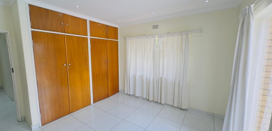 Six-Bedroom Duplex for Sale in a Secure Boom-Off Complex, Klippoortje Agricultural Lots, Germiston